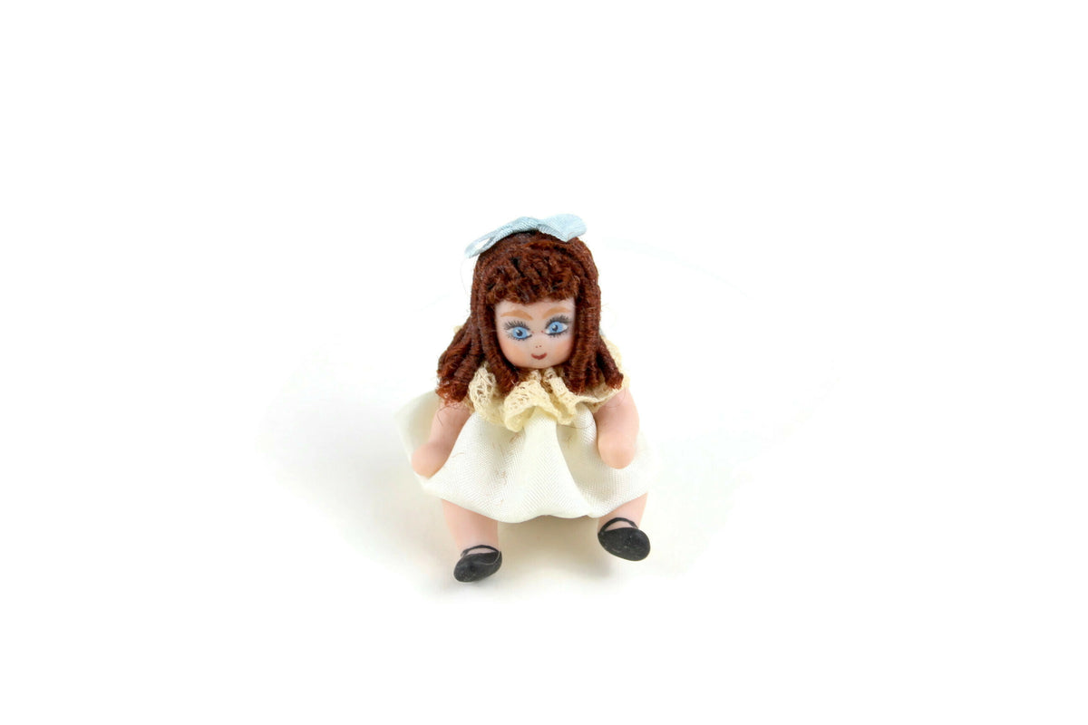 ArtisanMade Vintage 112 Miniature Dollhouse Porcelain Doll with Beig