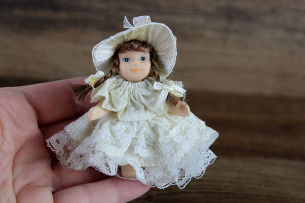 Artisan-Made Vintage 1:12 Dollhouse Porcelain Bisque Girl Figurine in White Dress with Hat