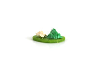 Vintage 1:12 Miniature Dollhouse Green Frog & Lily Pad Figurine