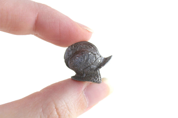 Vintage 1:24 Miniature Dollhouse Silver Metal Medieval Knight's Helmet