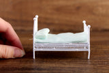 Vintage 1:24 Half Scale Miniature Dollhouse White Wicker Bed