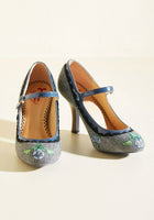 New Modcloth "Romance Wasn't Built in a Day" Blue Floral Mary Jane Heels, Size 9