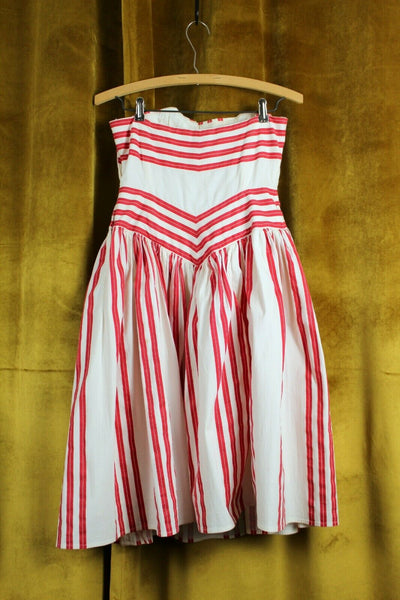 anthropologie red and white dress Anthropologie Let Me Be Dress Ruffle Maxi Tiered in Cream Red Floral