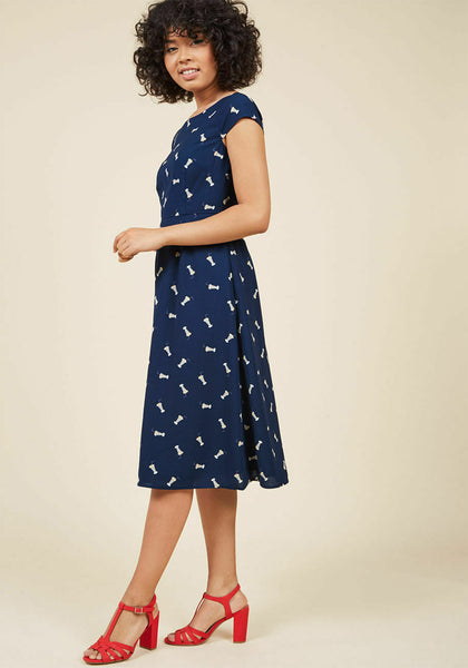 modcloth navy blue dress Wholly Romantic Midi Cotton Dress in M