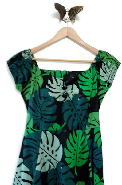 New Modcloth Green Palm Leaf "Tickle Me Picnic Dress" by Collectif, Si The Mustard Dandelion New Modcloth Green Palm Leaf "Tickle Me Picnic Dress" by Collectif, Si The Mustard Dandelion