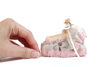 Vintage 1:12 Miniature Dollhouse Plastic Baby Bassinet or Crib