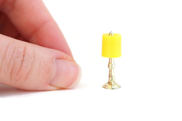 Vintage Half Scale 1:24 Miniature Dollhouse Yellow & Gold Table Lamp