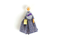 New Vintage 1:12 Dollhouse Williamsburg Grandmother Figurine by Peggy Nisbet