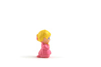 Vintage 1:12 Miniature Dollhouse Plastic Praying Girl Doll Figurine