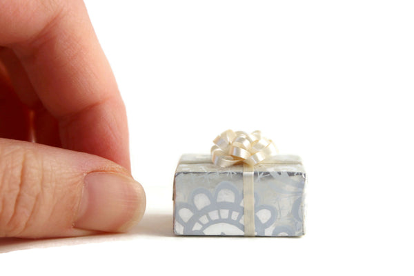 Vintage 1:12 Miniature Dollhouse Silver & Cream Wrapped Gift Box