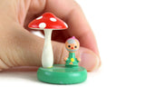 Vintage 1:12 Miniature Dollhouse Red & White Toadstool & Gnome Table Lamp