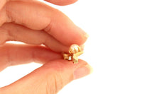 Vintage Small Pearl & Gold Leaf-Shaped Brooch